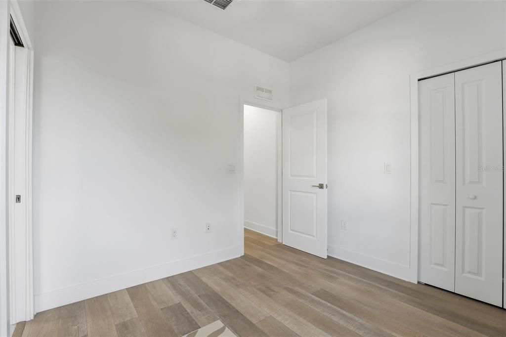 For Sale: $569,900 (3 beds, 2 baths, 1458 Square Feet)