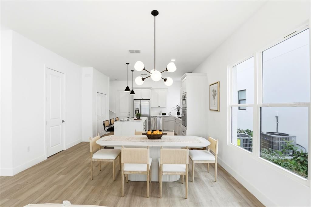 For Sale: $569,900 (3 beds, 2 baths, 1458 Square Feet)