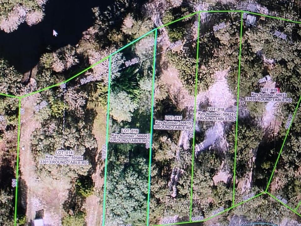 На продажу: $30,000 (0.40 acres)