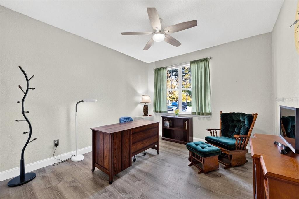 На продажу: $289,000 (3 спален, 2 ванн, 1351 Квадратных фут)