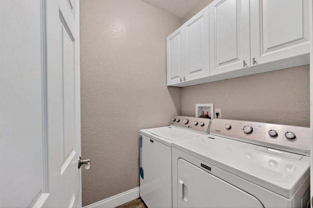 На продажу: $289,000 (3 спален, 2 ванн, 1351 Квадратных фут)