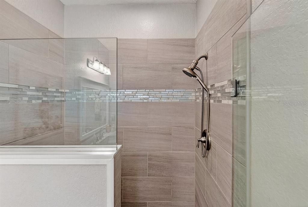 На продажу: $289,000 (3 спален, 2 ванн, 1351 Квадратных фут)