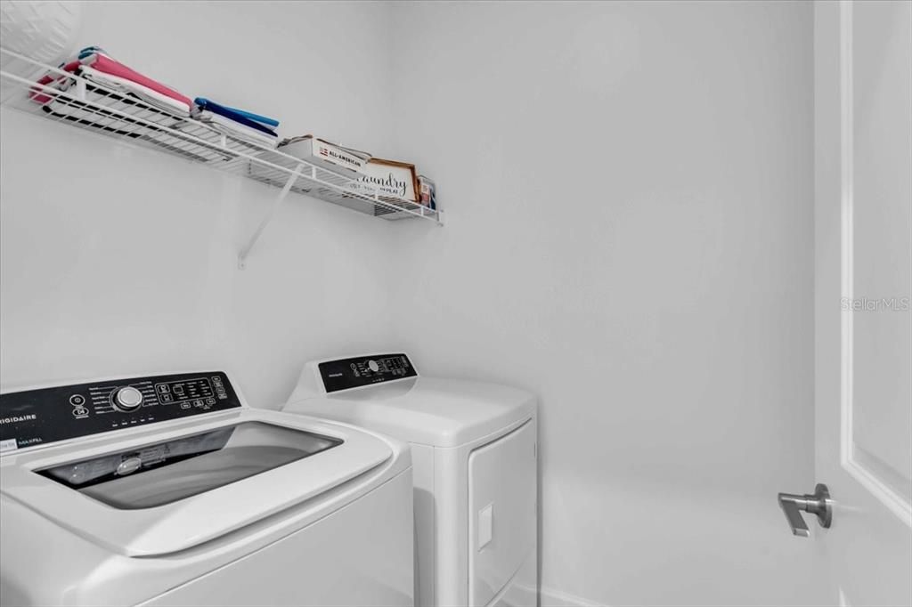 На продажу: $390,000 (3 спален, 2 ванн, 1414 Квадратных фут)