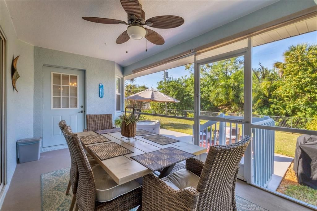 For Sale: $319,900 (3 beds, 2 baths, 1528 Square Feet)