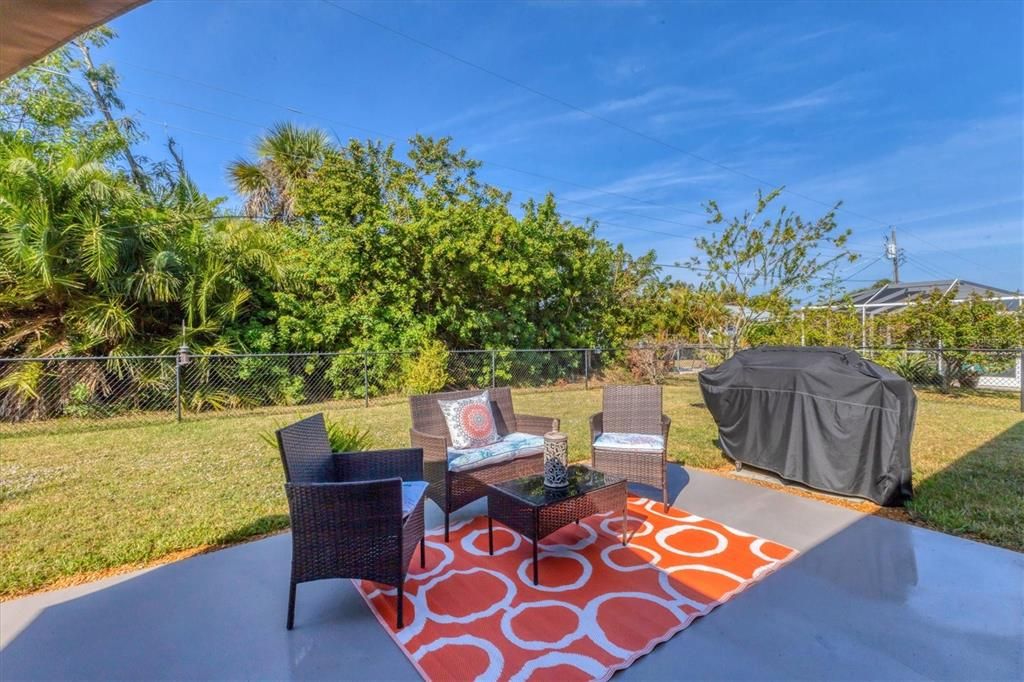 For Sale: $319,900 (3 beds, 2 baths, 1528 Square Feet)