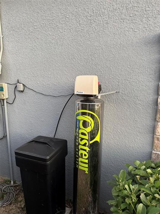 For Rent: $2,500 (3 beds, 2 baths, 1710 Square Feet)