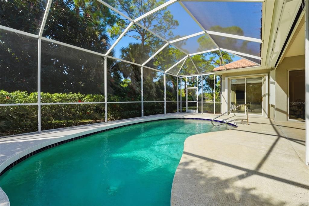 待售: $775,000 (4 贝兹, 3 浴室, 2593 平方英尺)