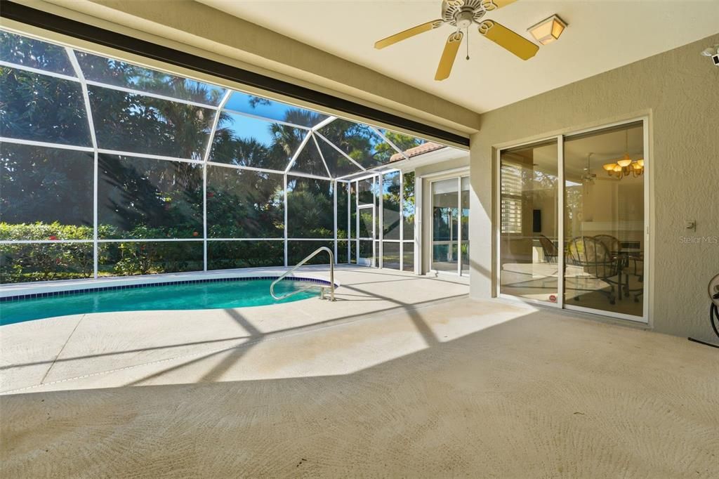 待售: $775,000 (4 贝兹, 3 浴室, 2593 平方英尺)