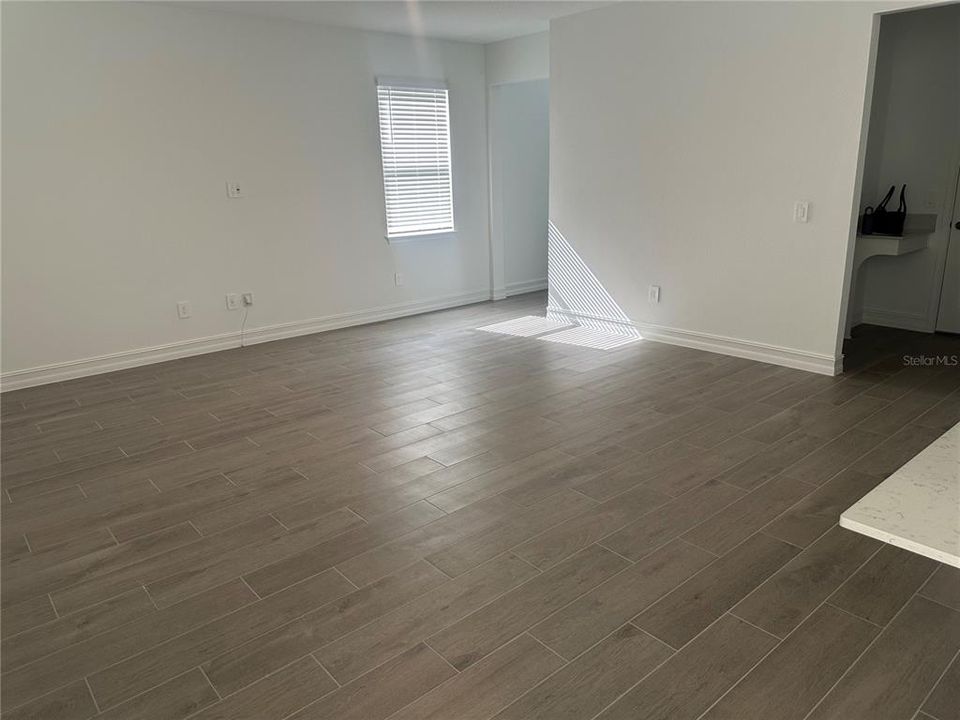 En Renta: $2,750 (4 camas, 2 baños, 2480 Pies cuadrados)