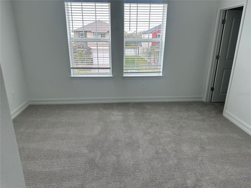 En Renta: $2,750 (4 camas, 2 baños, 2480 Pies cuadrados)