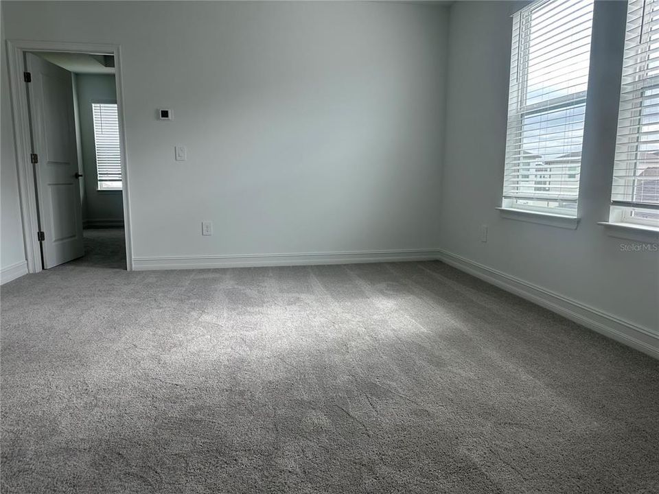 En Renta: $2,750 (4 camas, 2 baños, 2480 Pies cuadrados)