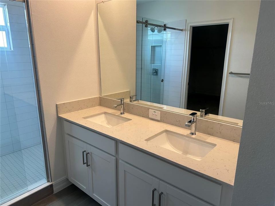 En Renta: $2,750 (4 camas, 2 baños, 2480 Pies cuadrados)