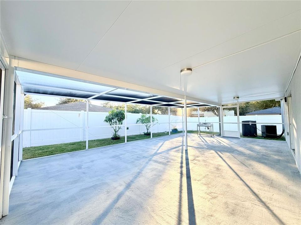 出租: $2,950 (4 贝兹, 3 浴室, 2759 平方英尺)