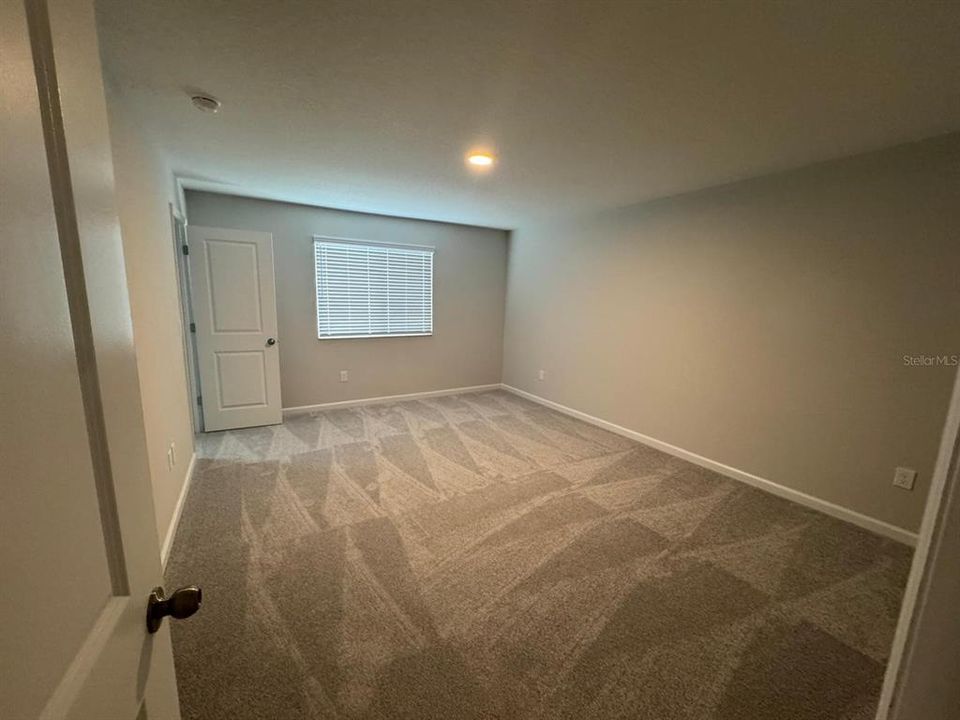 For Rent: $2,800 (4 beds, 3 baths, 1769 Square Feet)