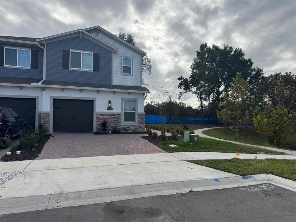 For Rent: $2,800 (4 beds, 3 baths, 1769 Square Feet)