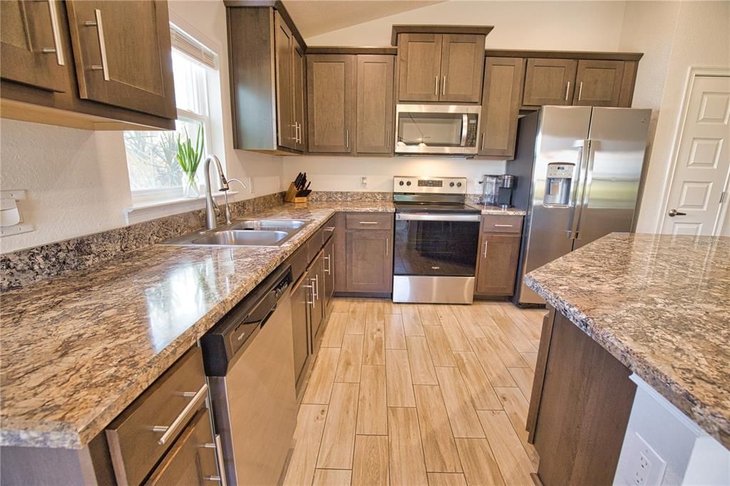 待售: $299,000 (3 贝兹, 2 浴室, 1488 平方英尺)