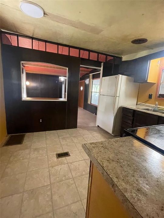 出租: $1,500 (2 贝兹, 2 浴室, 696 平方英尺)