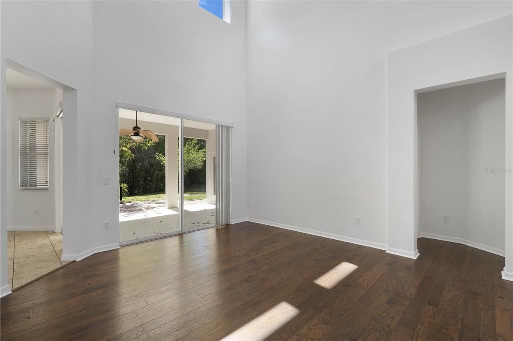 待售: $491,999 (4 贝兹, 2 浴室, 2663 平方英尺)