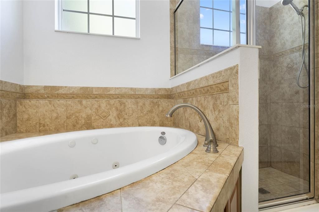 待售: $491,999 (4 贝兹, 2 浴室, 2663 平方英尺)