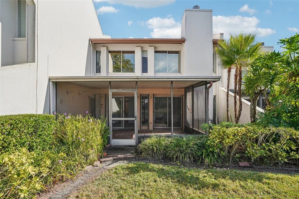 En Venta: $340,000 (2 camas, 2 baños, 1700 Pies cuadrados)