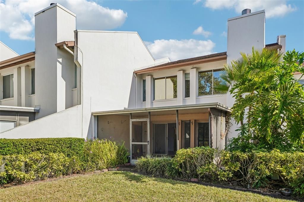 En Venta: $340,000 (2 camas, 2 baños, 1700 Pies cuadrados)