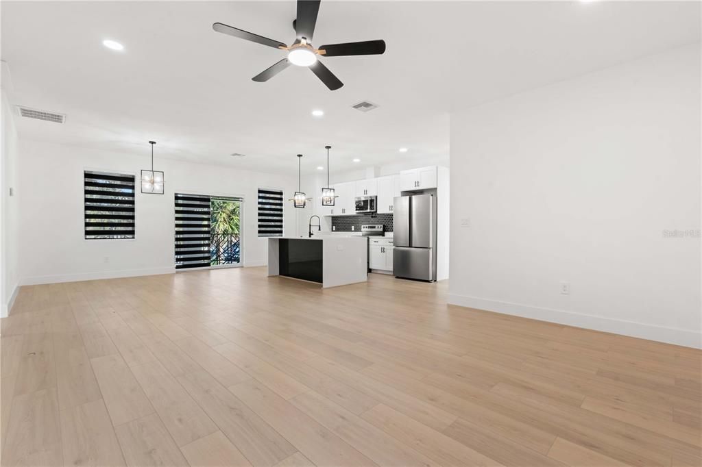 待售: $525,000 (3 贝兹, 2 浴室, 1559 平方英尺)