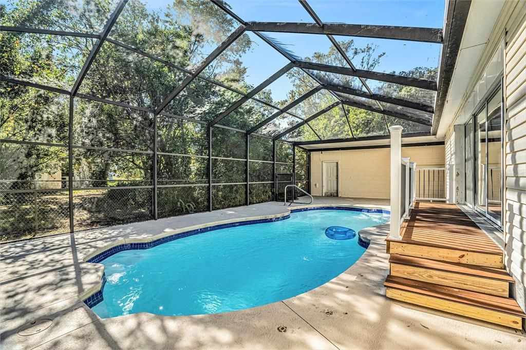 For Sale: $435,000 (3 beds, 2 baths, 2126 Square Feet)