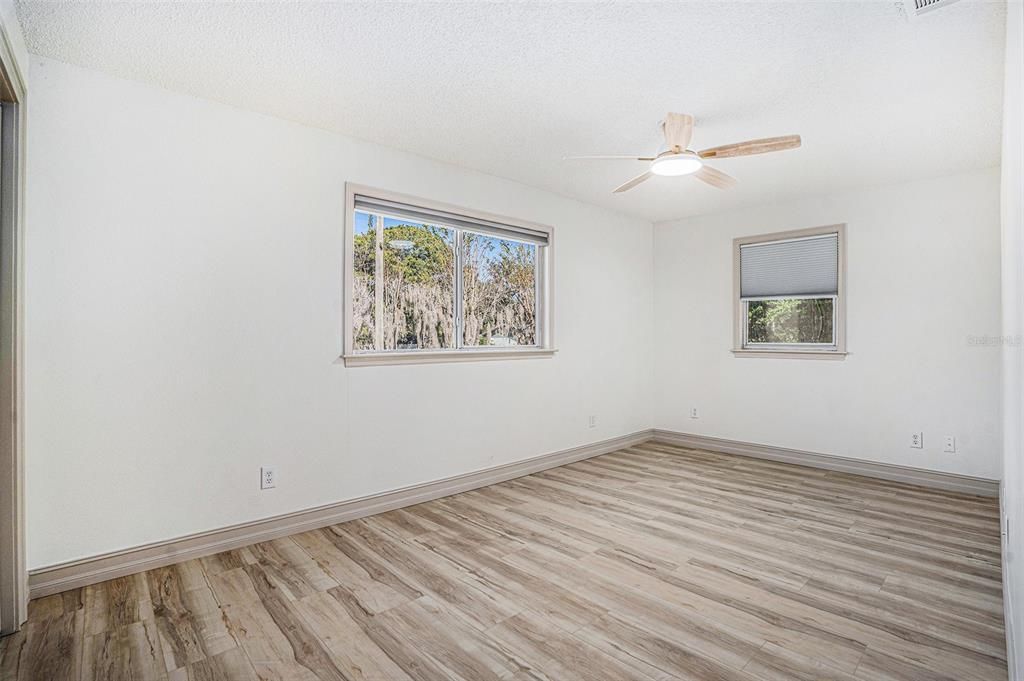 For Sale: $435,000 (3 beds, 2 baths, 2126 Square Feet)