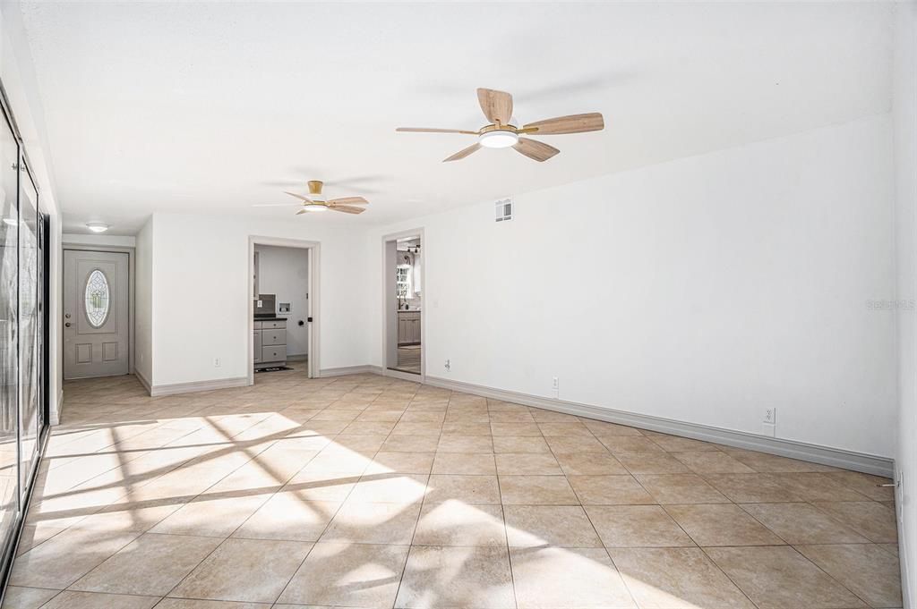 For Sale: $435,000 (3 beds, 2 baths, 2126 Square Feet)
