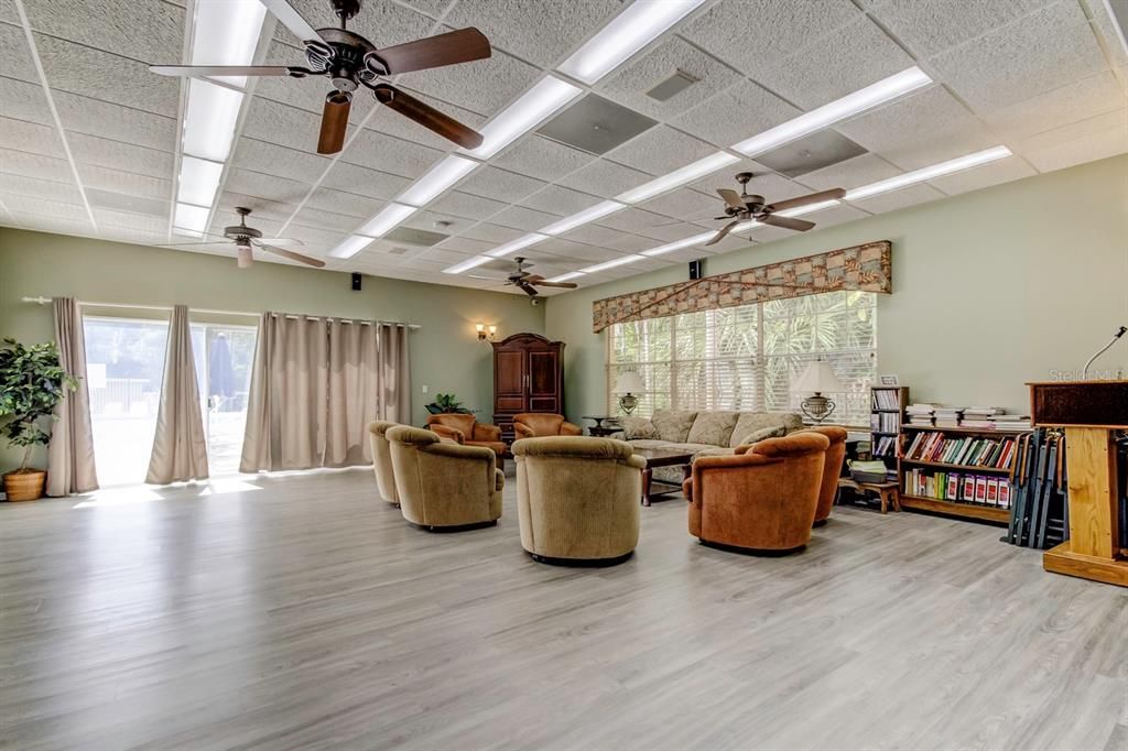 Active With Contract: $295,000 (3 beds, 2 baths, 1730 Square Feet)