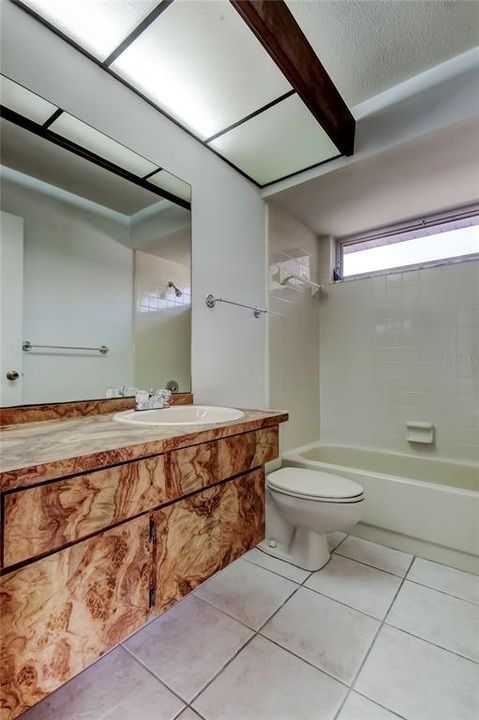 Active With Contract: $295,000 (3 beds, 2 baths, 1730 Square Feet)