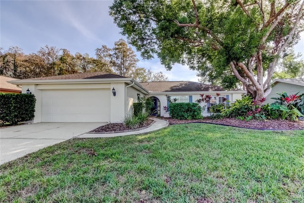 Active With Contract: $295,000 (3 beds, 2 baths, 1730 Square Feet)