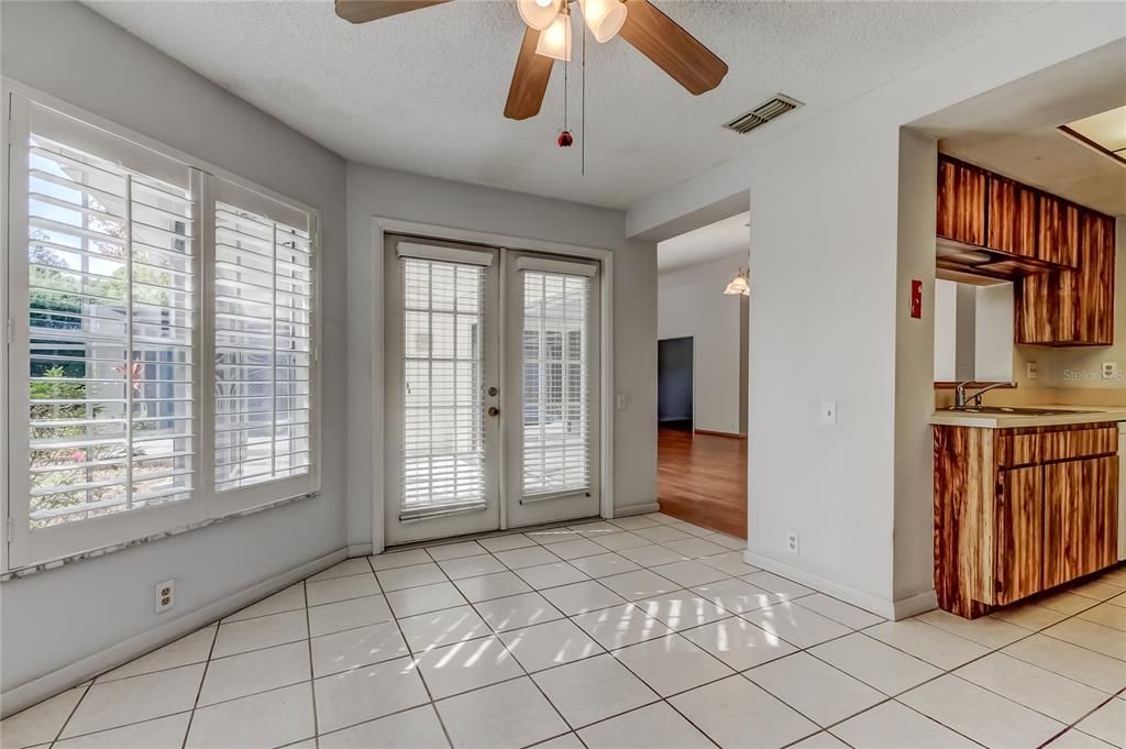 Active With Contract: $295,000 (3 beds, 2 baths, 1730 Square Feet)