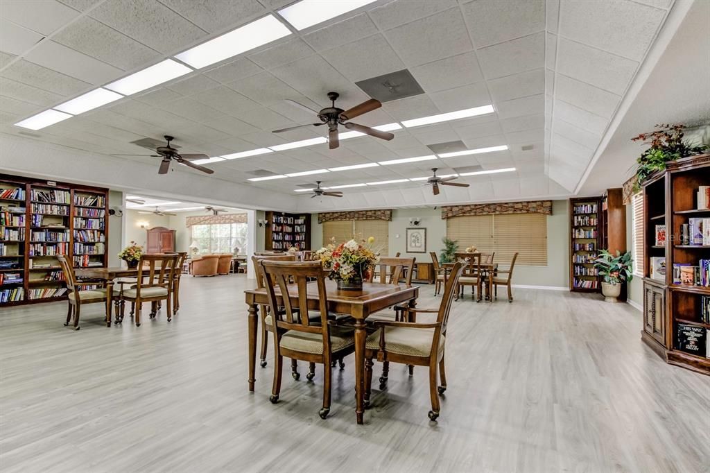 Active With Contract: $295,000 (3 beds, 2 baths, 1730 Square Feet)