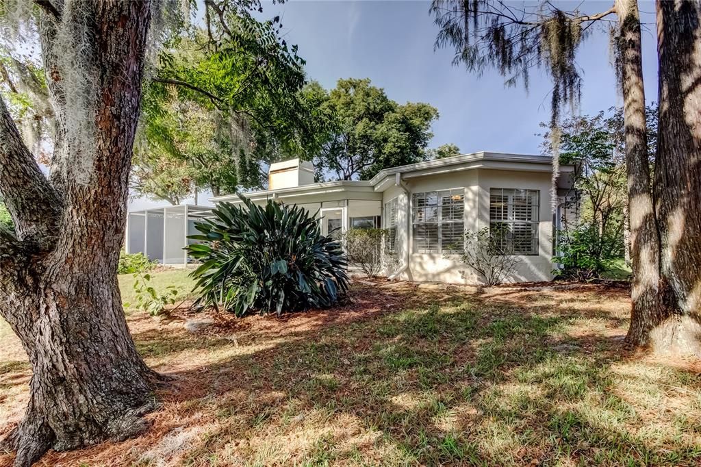 Active With Contract: $295,000 (3 beds, 2 baths, 1730 Square Feet)