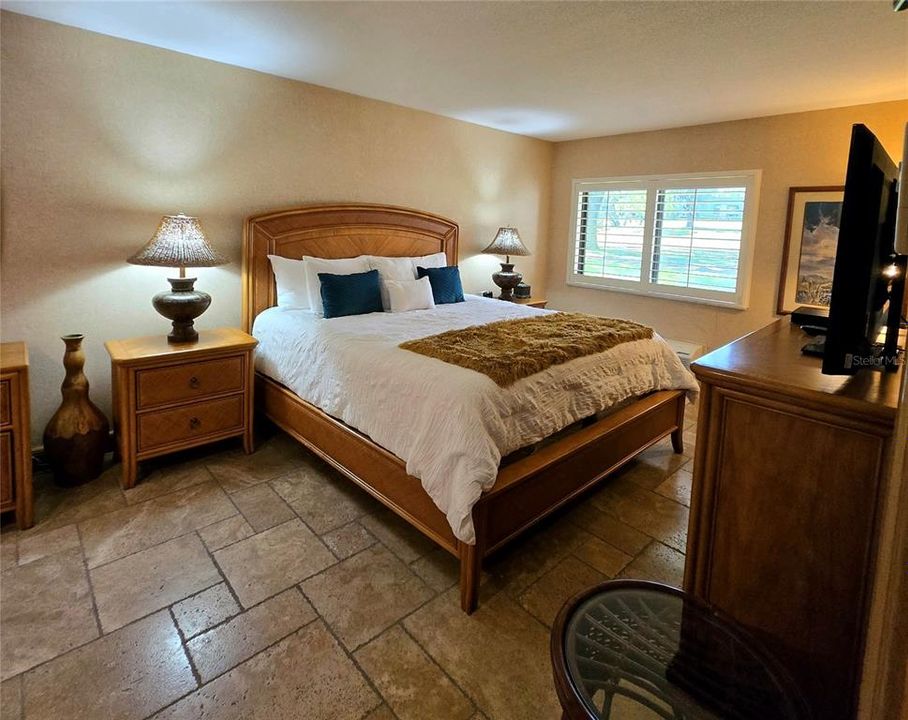 В аренду: $3,200 (2 спален, 2 ванн, 1210 Квадратных фут)