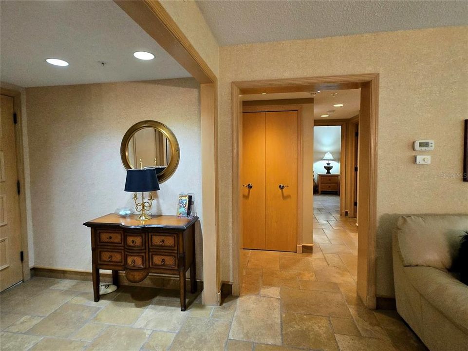 В аренду: $3,200 (2 спален, 2 ванн, 1210 Квадратных фут)