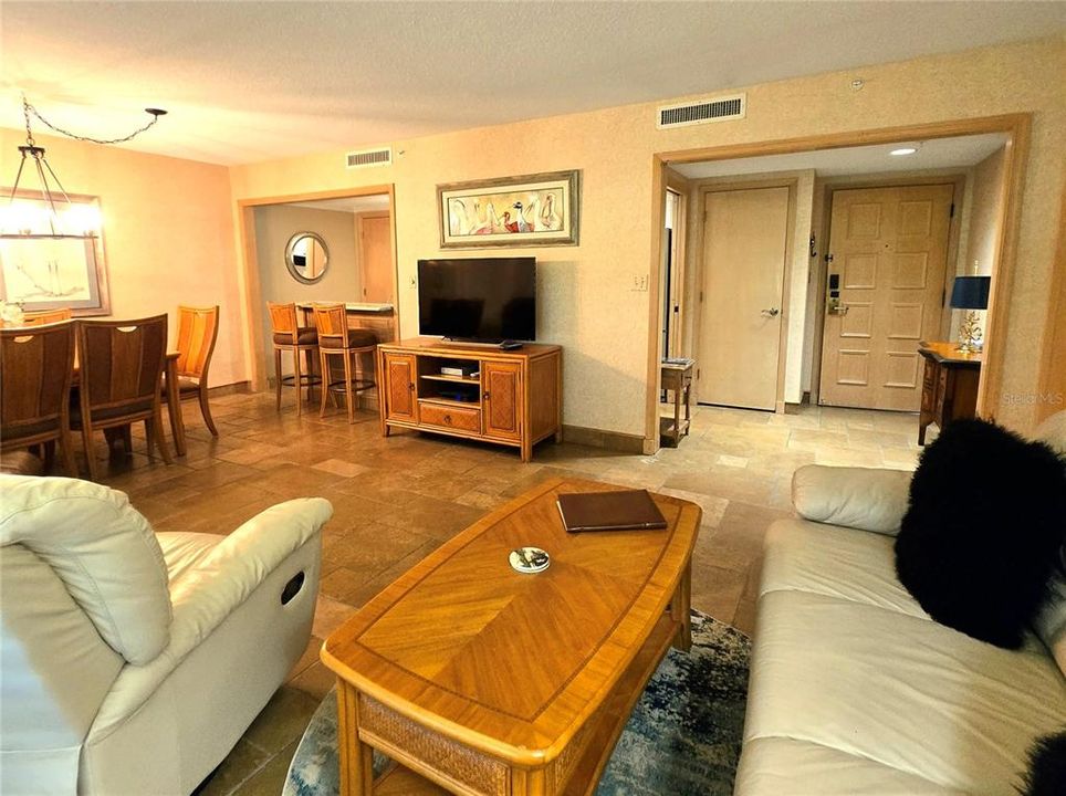 В аренду: $3,200 (2 спален, 2 ванн, 1210 Квадратных фут)