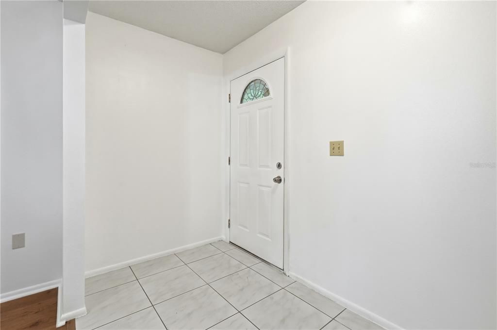 For Sale: $289,990 (3 beds, 2 baths, 1555 Square Feet)