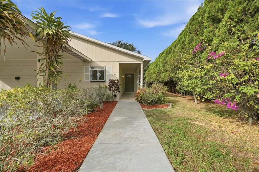 For Sale: $289,990 (3 beds, 2 baths, 1555 Square Feet)