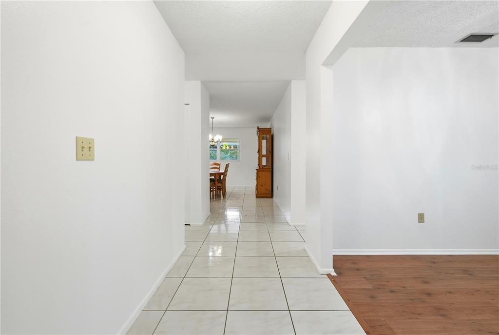 For Sale: $289,990 (3 beds, 2 baths, 1555 Square Feet)