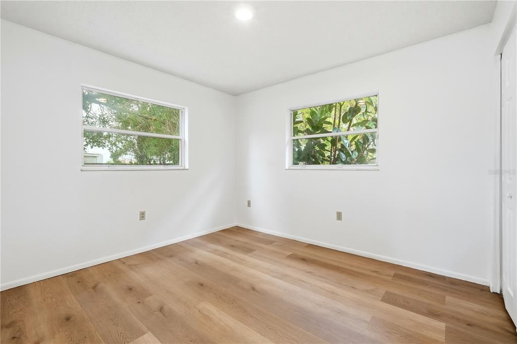 For Sale: $289,990 (3 beds, 2 baths, 1555 Square Feet)