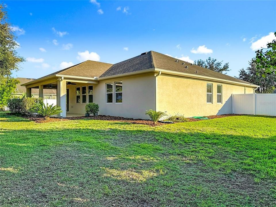 En Renta: $3,800 (3 camas, 2 baños, 2416 Pies cuadrados)