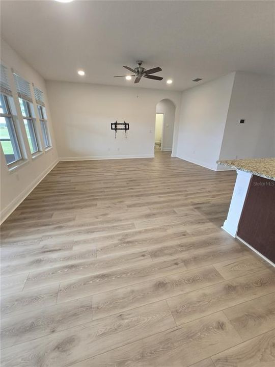 В аренду: $4,300 (5 спален, 3 ванн, 3299 Квадратных фут)