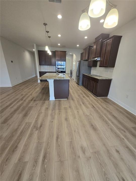 В аренду: $4,300 (5 спален, 3 ванн, 3299 Квадратных фут)