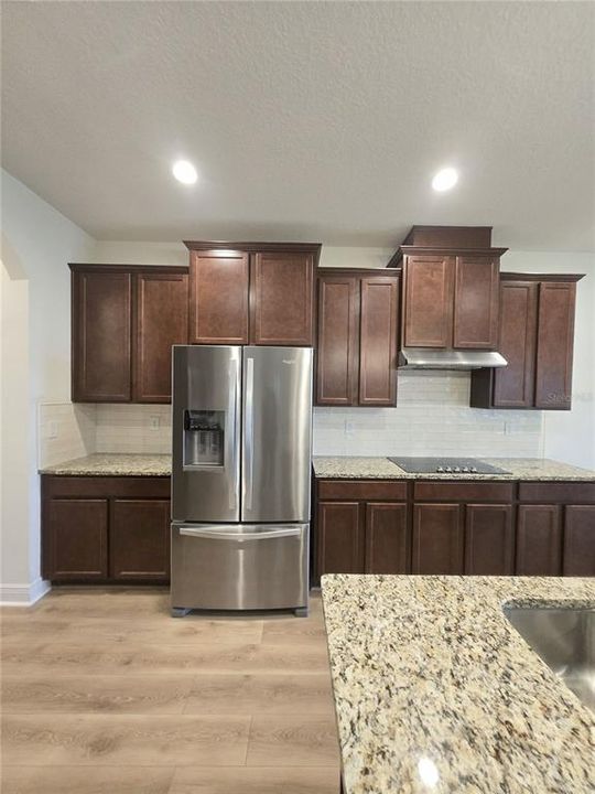 В аренду: $4,300 (5 спален, 3 ванн, 3299 Квадратных фут)