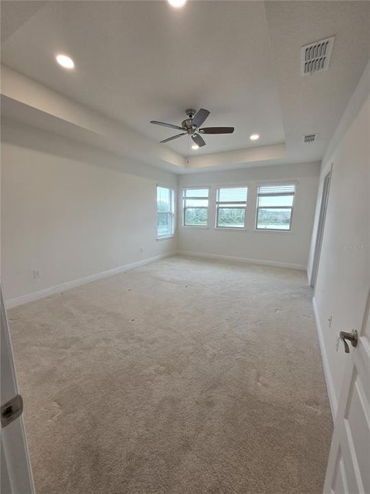 В аренду: $4,300 (5 спален, 3 ванн, 3299 Квадратных фут)