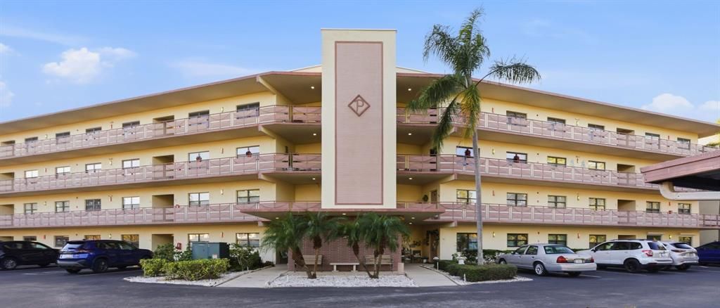 En Venta: $276,000 (2 camas, 2 baños, 1345 Pies cuadrados)