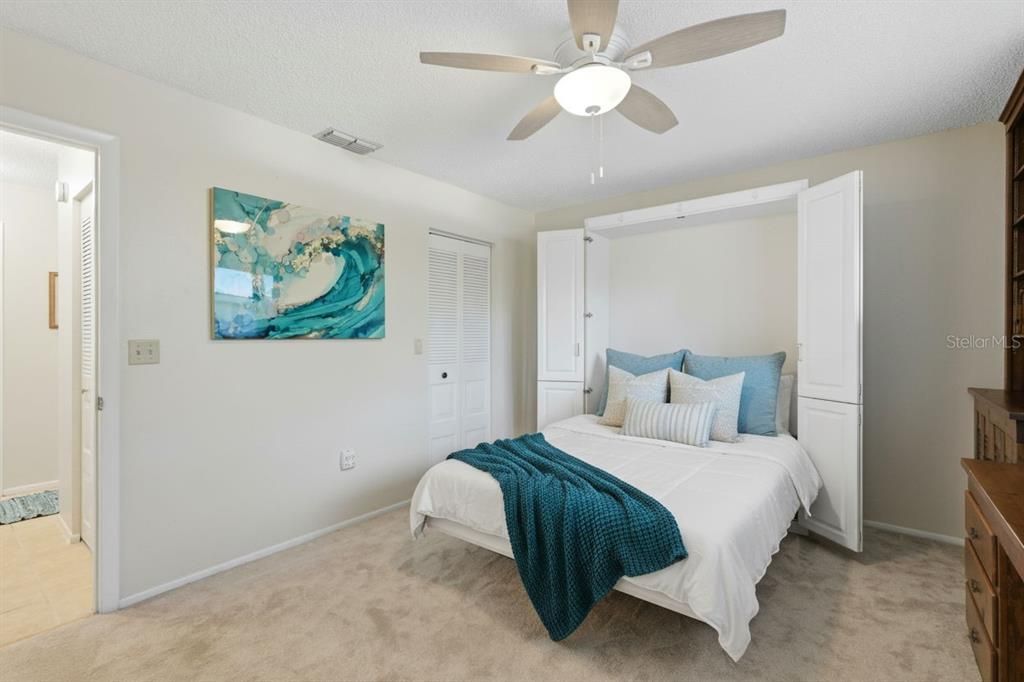 En Venta: $276,000 (2 camas, 2 baños, 1345 Pies cuadrados)