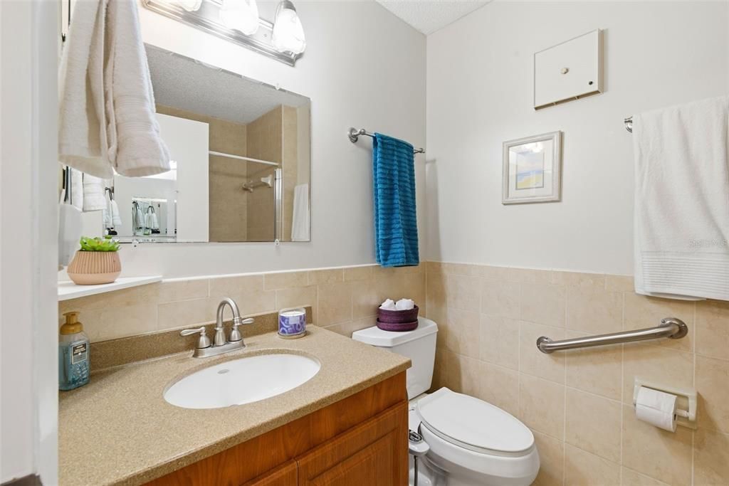 En Venta: $276,000 (2 camas, 2 baños, 1345 Pies cuadrados)